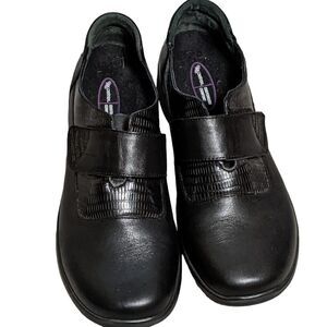 Aetrex Women's E820 Frances Single Strap Wide Flat hook & loop size 10 Wide